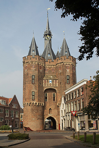 Sassenpoort anno nu Sassenpoort anno nu